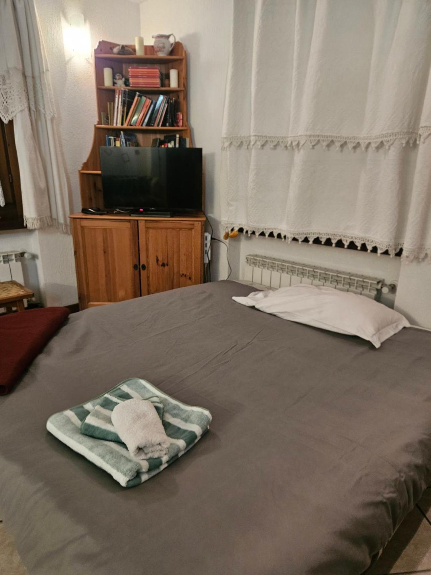 Relax Mountain Apartment La Salle Room photo